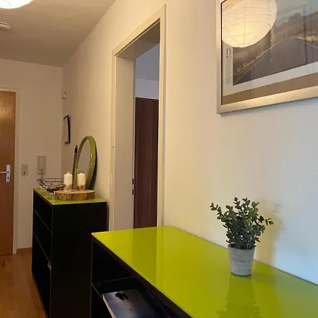 Apartment Modern Und Gross Eingerichtete Wohnung, Netflix, Playstation Stuttgart